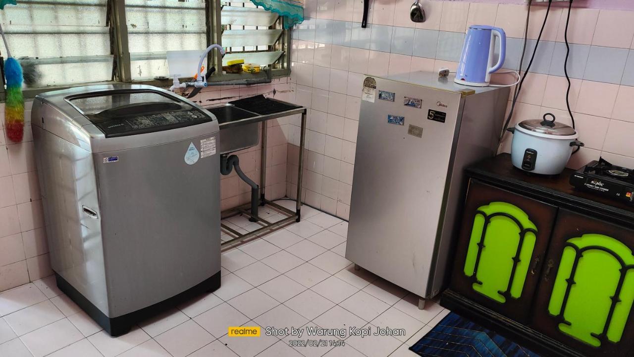 Homestay D' Tengah Bandar Kuala Rompin Ngoại thất bức ảnh