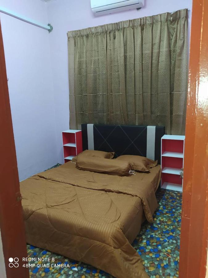 Homestay D' Tengah Bandar Kuala Rompin Ngoại thất bức ảnh