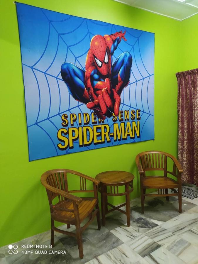 Homestay D' Tengah Bandar Kuala Rompin Ngoại thất bức ảnh
