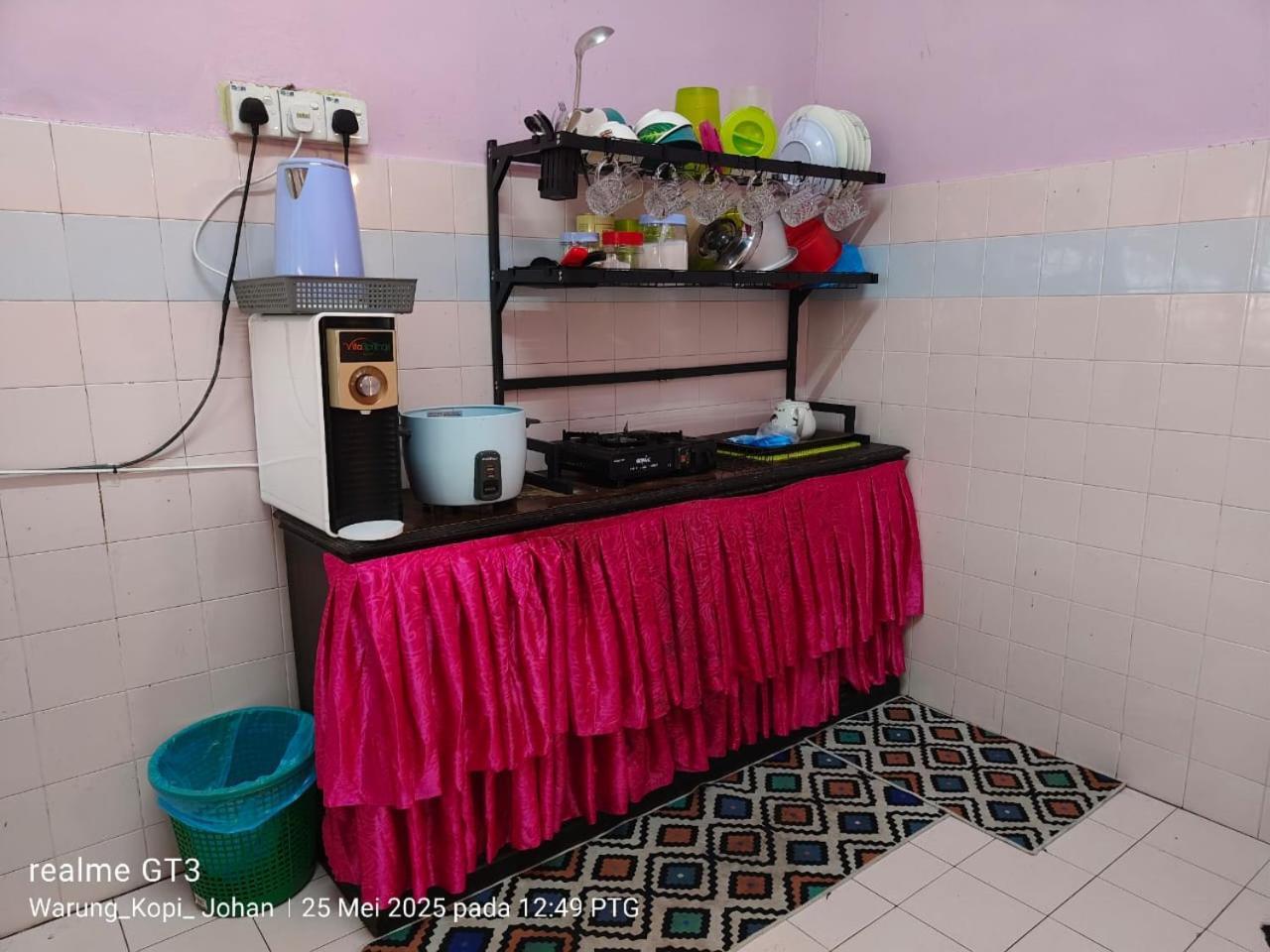 Homestay D' Tengah Bandar Kuala Rompin Ngoại thất bức ảnh